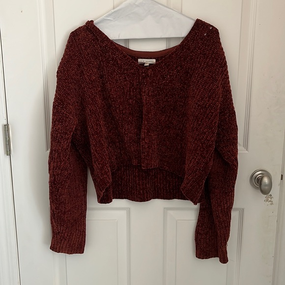 Cute Pacsun Sweater - Picture 2 of 4